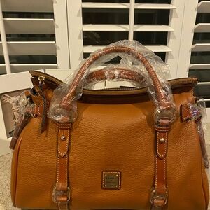 DOONEY & BOURKE HANDBAG